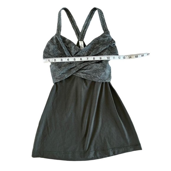 Lululemon‎ Wrap it Up Tank Top Sports Bra Jazzy White Gator  Green Size 4 - Picture 11 of 12